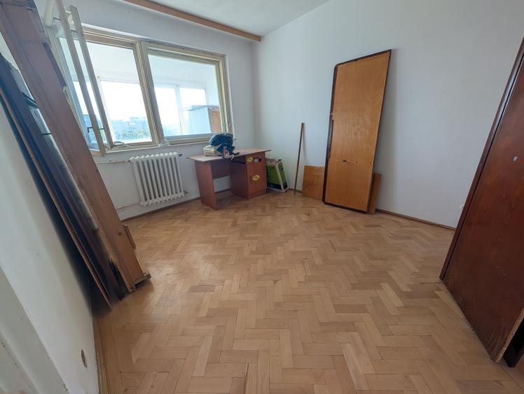 Apartament cu 2 camere semidecomandat în Drumul Taberei
