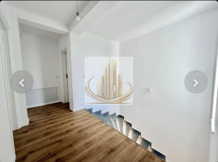 Duplex cu 5 camere cu Canalizare în Moșnița Nouă