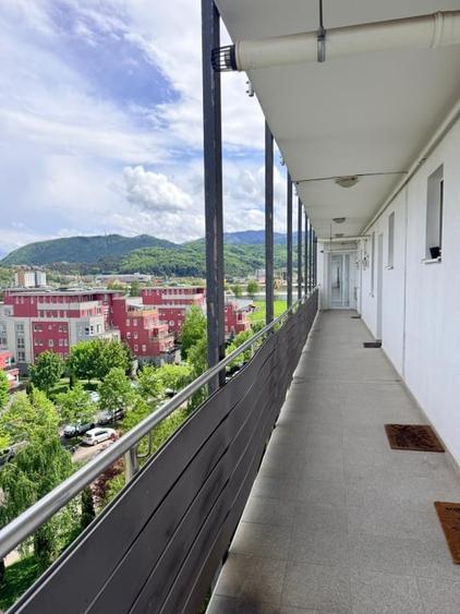 Apartament cu 2 camere decomandat, mobilat în Avantgarden