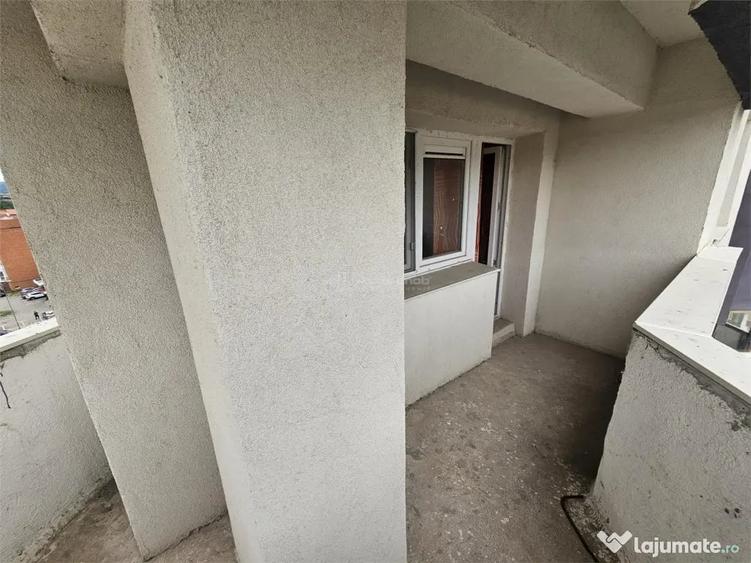 Apartament cu 3 camere decomandat în Ultracentral