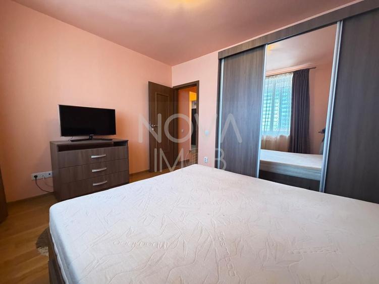 Apartament cu 3 camere decomandat, mobilat în Hipodrom 3