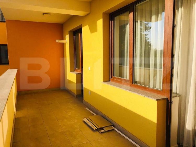 Apartament cu 2 camere decomandat, mobilat în Central