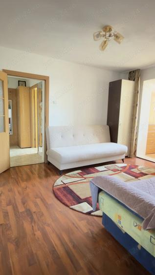 Apartament cu 2 camere semidecomandat în Dacia