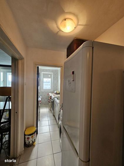 Apartament cu 3 camere în Berceni