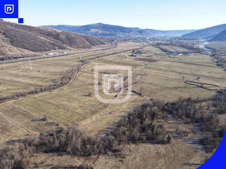 Teren Construcții extravilan de 2250 mp, în Voroneț