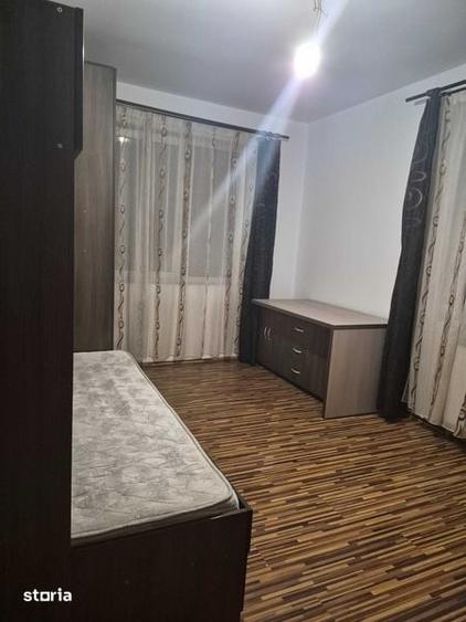 Inchiriez ap 3 camere Strand - 2