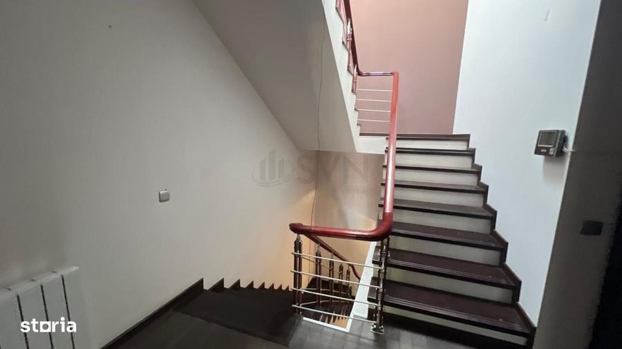 Casă cu 4 camere decomandat cu Teren 130 Mp în Central
