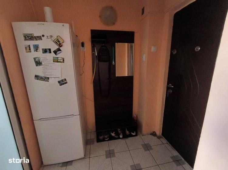 Apartament cu 2 camere semidecomandat în Viziru 3