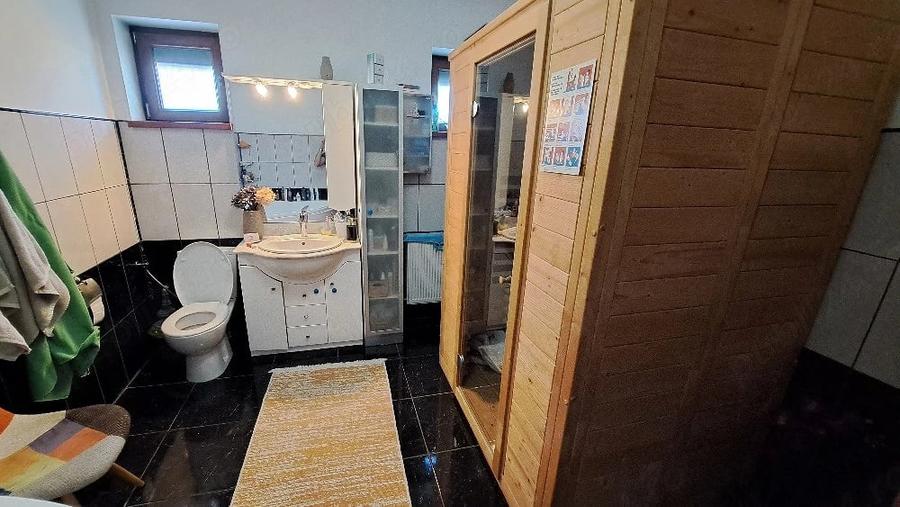 Casă cu Teren 520 Mp în Radu Negru