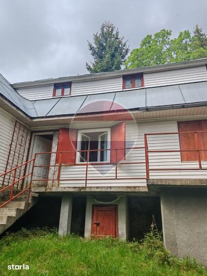Casă cu 3 camere cu Teren 860 Mp în Băișoara