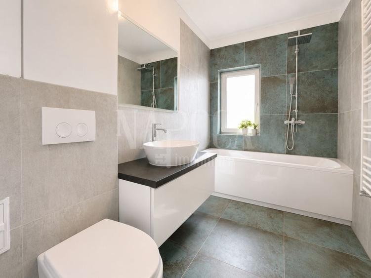 Duplex cu 5 camere cu Canalizare în Florești