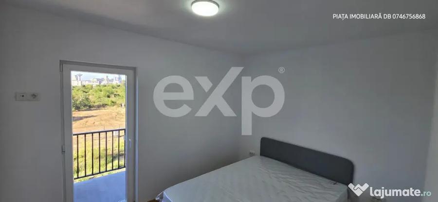 Apartament cu 2 camere semidecomandat, mobilat în Micro 12