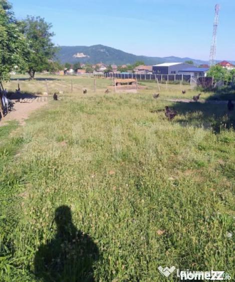 Casă cu 5 camere cu Teren 560 Mp în Urișor