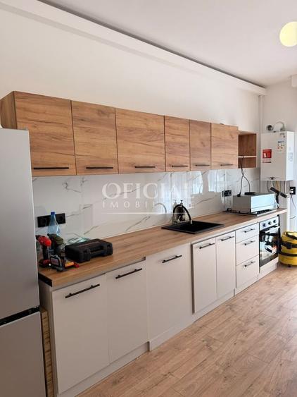 Apartament cu 2 camere semidecomandat, mobilat în Florești