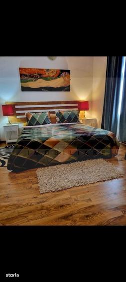 Casă cu 5 camere cu Teren 1000 Mp în Gruia