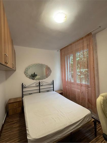 Apartament cu 3 camere decomandat în Tudor