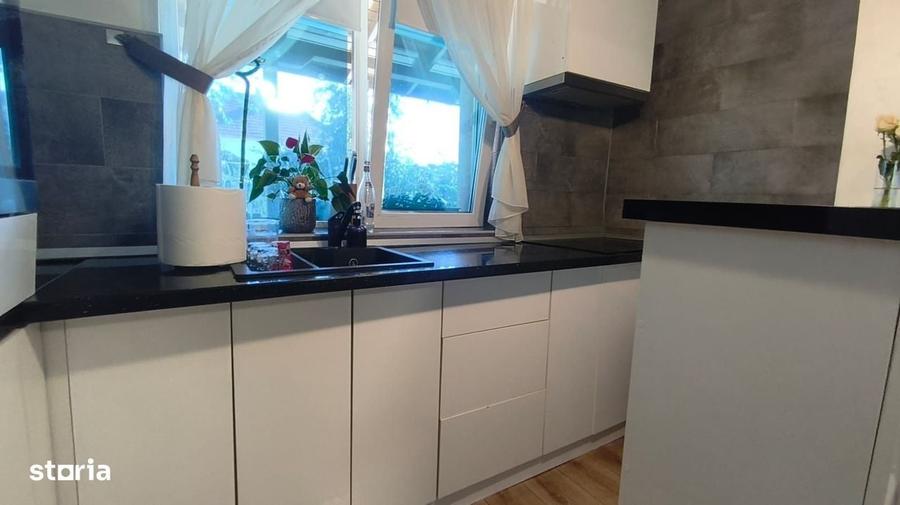 Casă cu 4 camere în Bejan