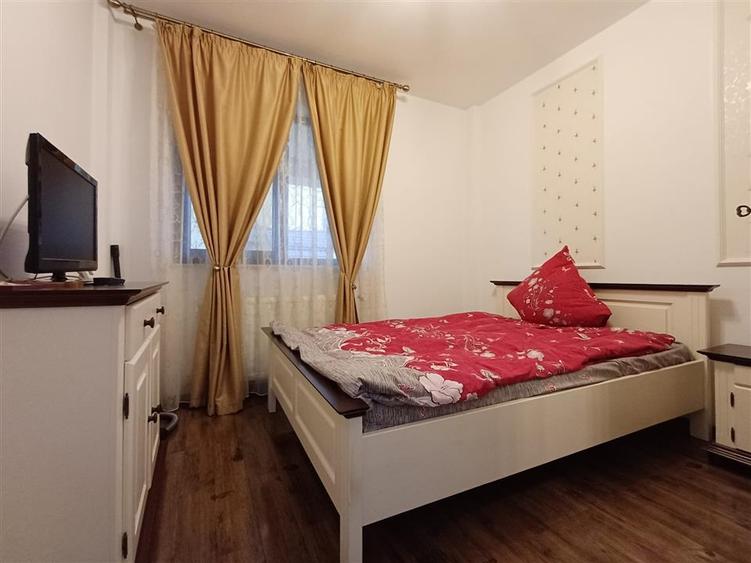 Apartament cu 3 camere decomandat, mobilat în Rediu