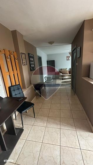 Apartament cu 2 camere decomandat, mobilat în Depozitelor