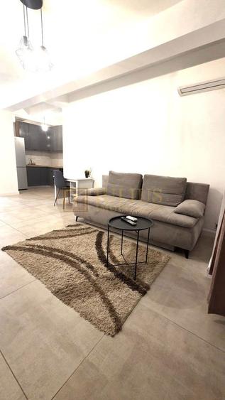 Apartament cu 2 camere decomandat, mobilat în Olimpia-Stadion