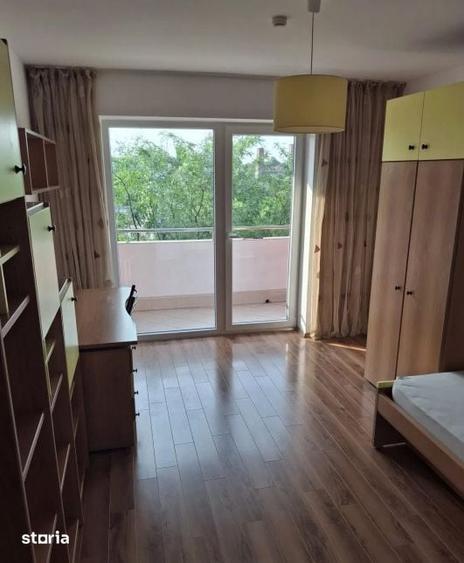 Apartament cu 3 camere în Pajura
