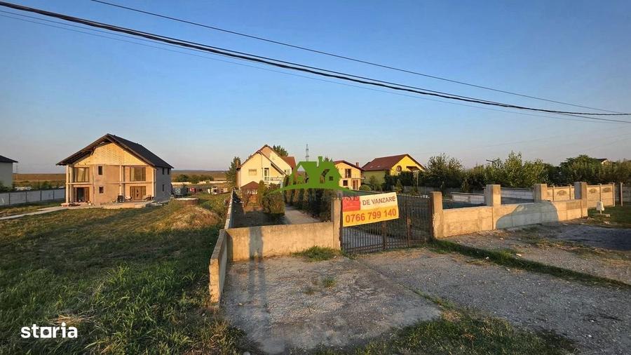 Casă cu 4 camere în Bistrița