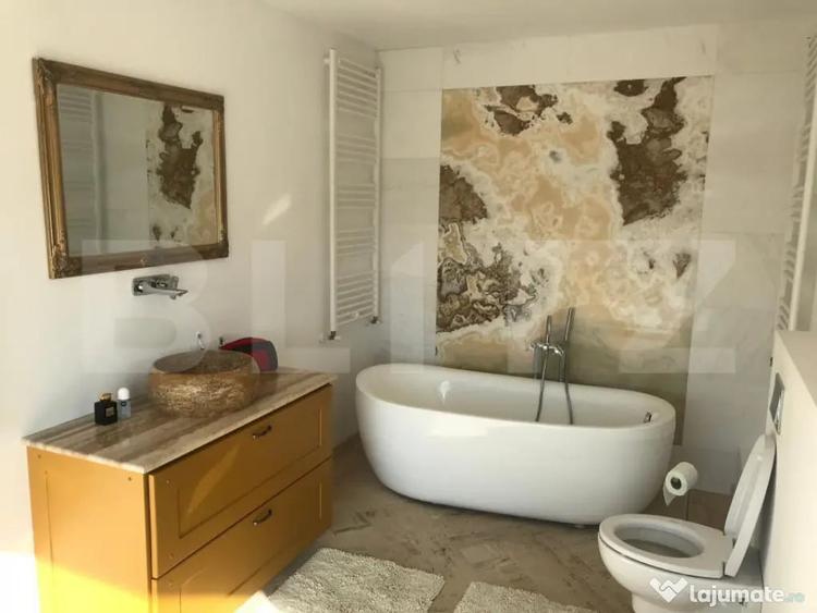 Apartament cu 7 camere decomandat în Grigorescu