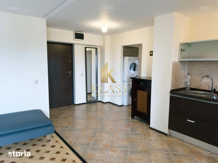 Apartament cu 3 camere decomandat, mobilat în Centrul Civic