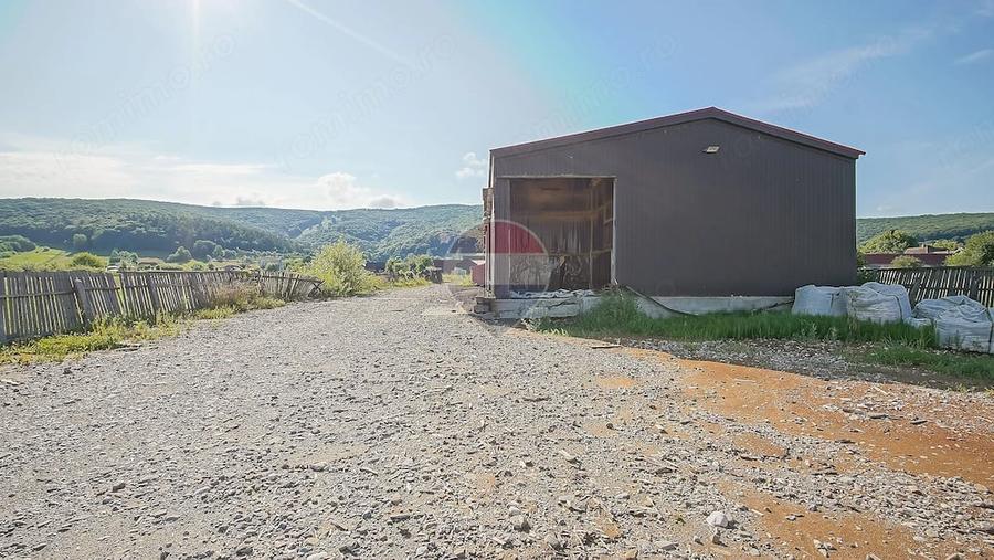 Spațiu comercial, de 754 mp, în Mărcuș