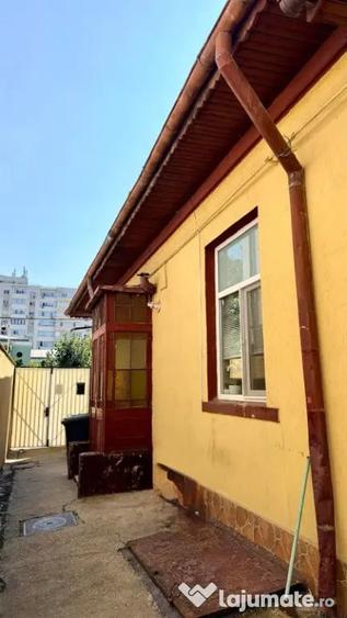 Casă cu 4 camere cu Teren 206 Mp în Lacul Tei