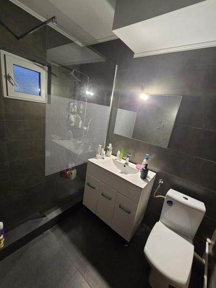 Apartament cu 3 camere decomandat în Exterior Vest