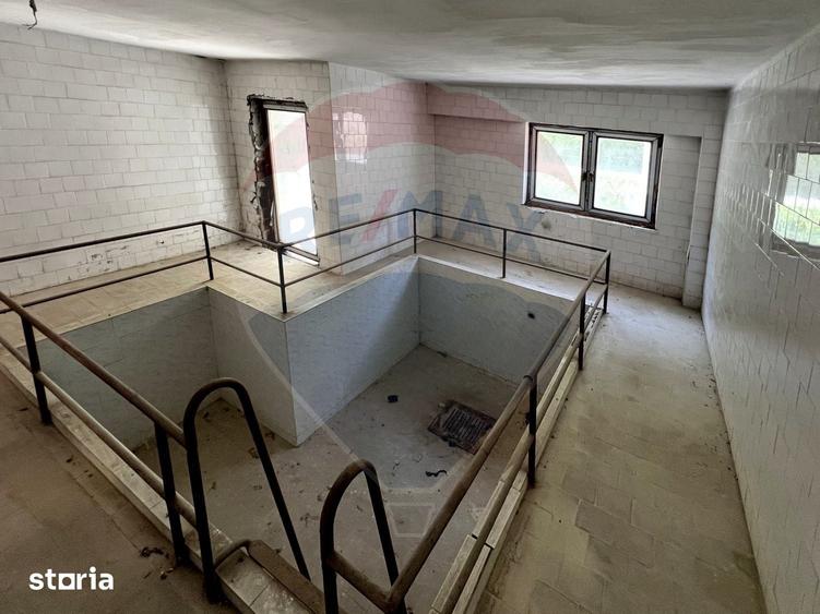 Spațiu comercial, de 2,200 mp, în Ileanda