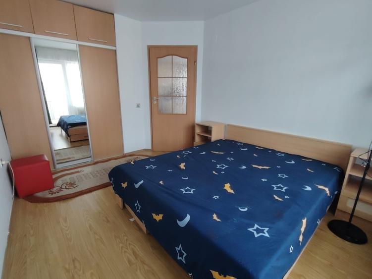 Apartament cu 2 camere semidecomandat în Florești