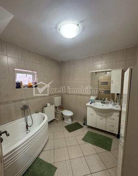 Casa spa?ioasa cu 4 dormitoare, 2 garaje | Cartier Buna Ziua, zona Hotel Athos - 2