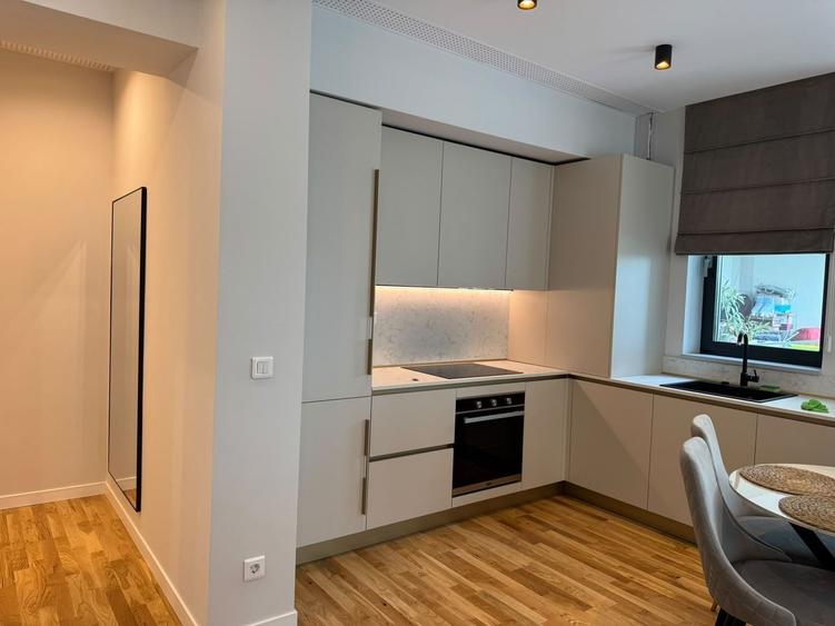 Apartament cu 2 camere decomandat, mobilat în Străulești