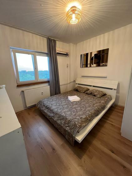 Apartament cu 2 camere semidecomandat în Tineretului