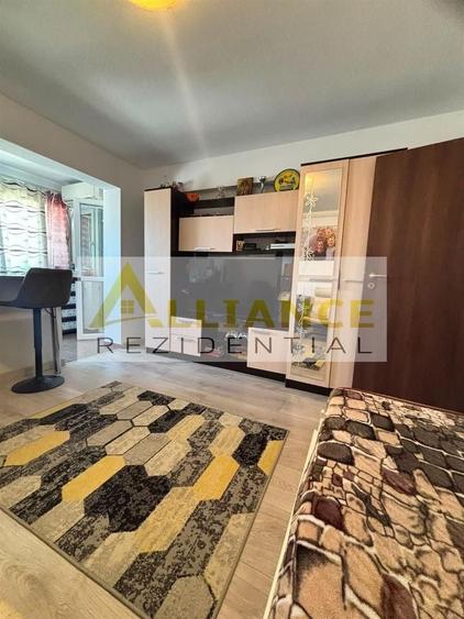 Apartament cu 2 camere decomandat în Est