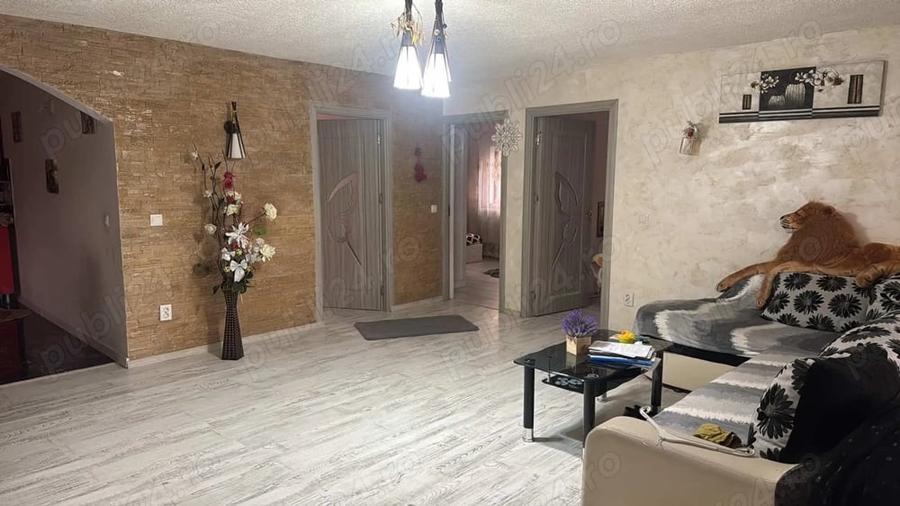 Casă cu 4 camere în Surani