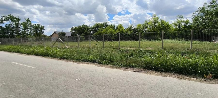 Teren de 1239 mp, în Istria