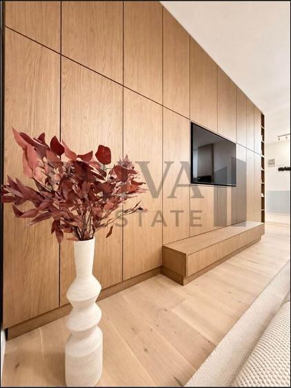 Apartament cu 3 camere, mobilat în Central