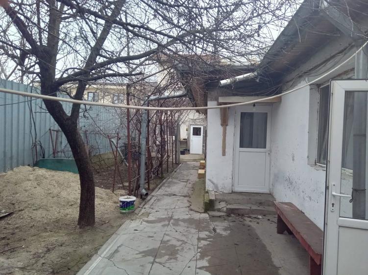 Casă cu Teren 50 Mp în Rahova