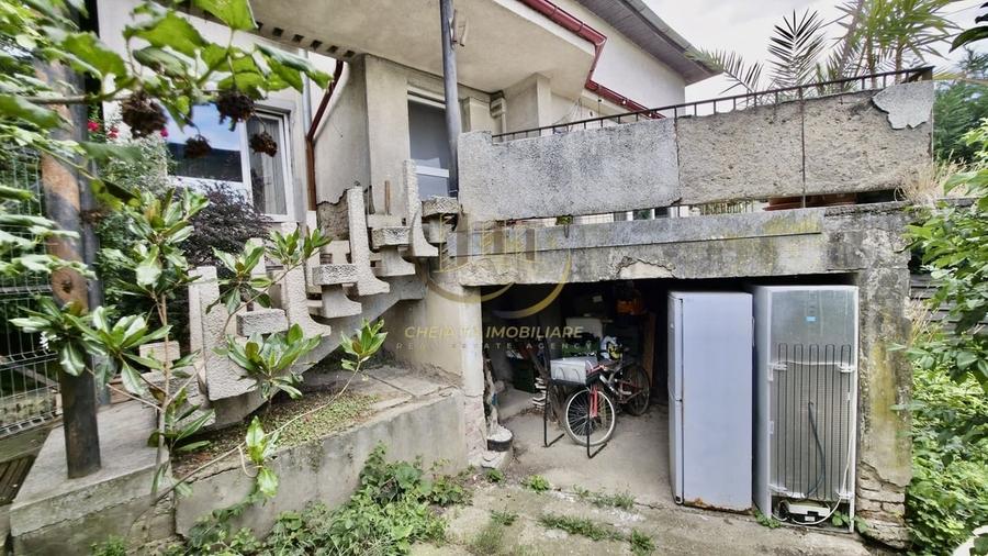 Casă cu 3 camere în Central
