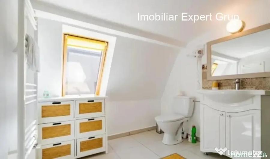 Apartament cu 4 camere decomandat în Unirii