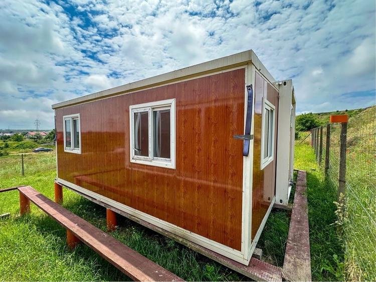 Casă cu 3 camere cu Teren 37 Mp în Exterior Vest