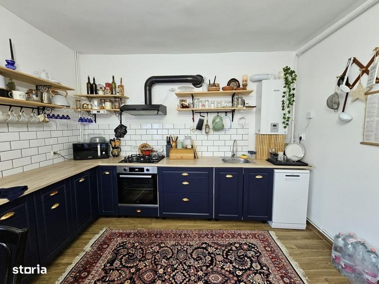 Spațiu comercial, de 180 mp, în Lunei
