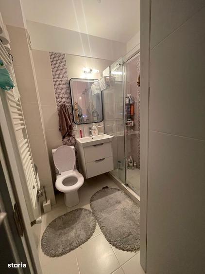 Apartament cu 3 camere decomandat în Km 5