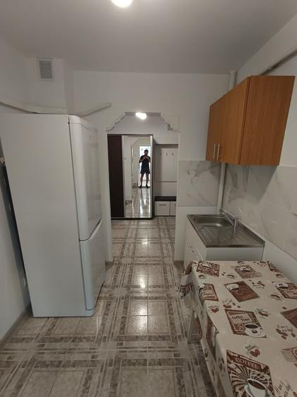 Apartament cu 2 camere decomandat în Ostroveni