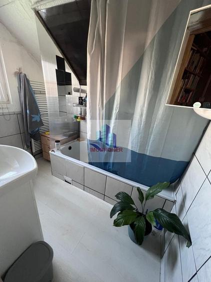 Vand casa in curte comuna in cartierul Zorilor - 9