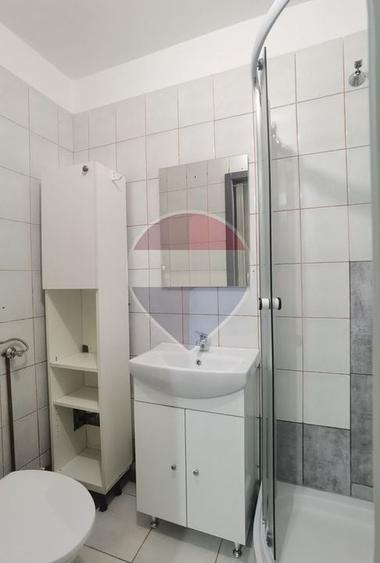 Garsonieră semidecomandată în Iris
