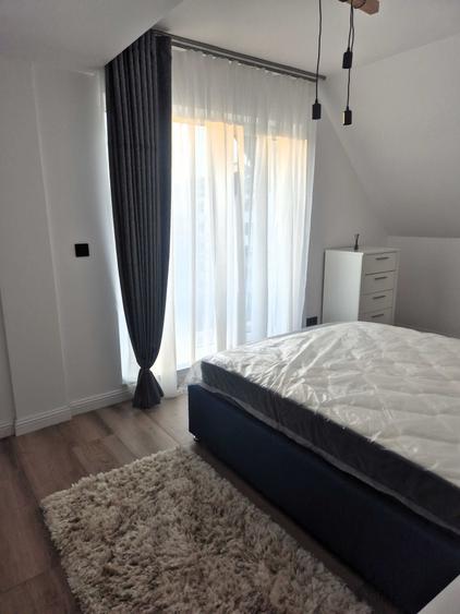 Apartament cu 3 camere decomandat în Exterior Vest